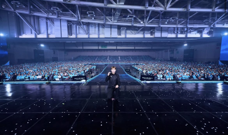 설연휴 임영웅 콘서트 안방에서 본다…13일 티빙에서 공개